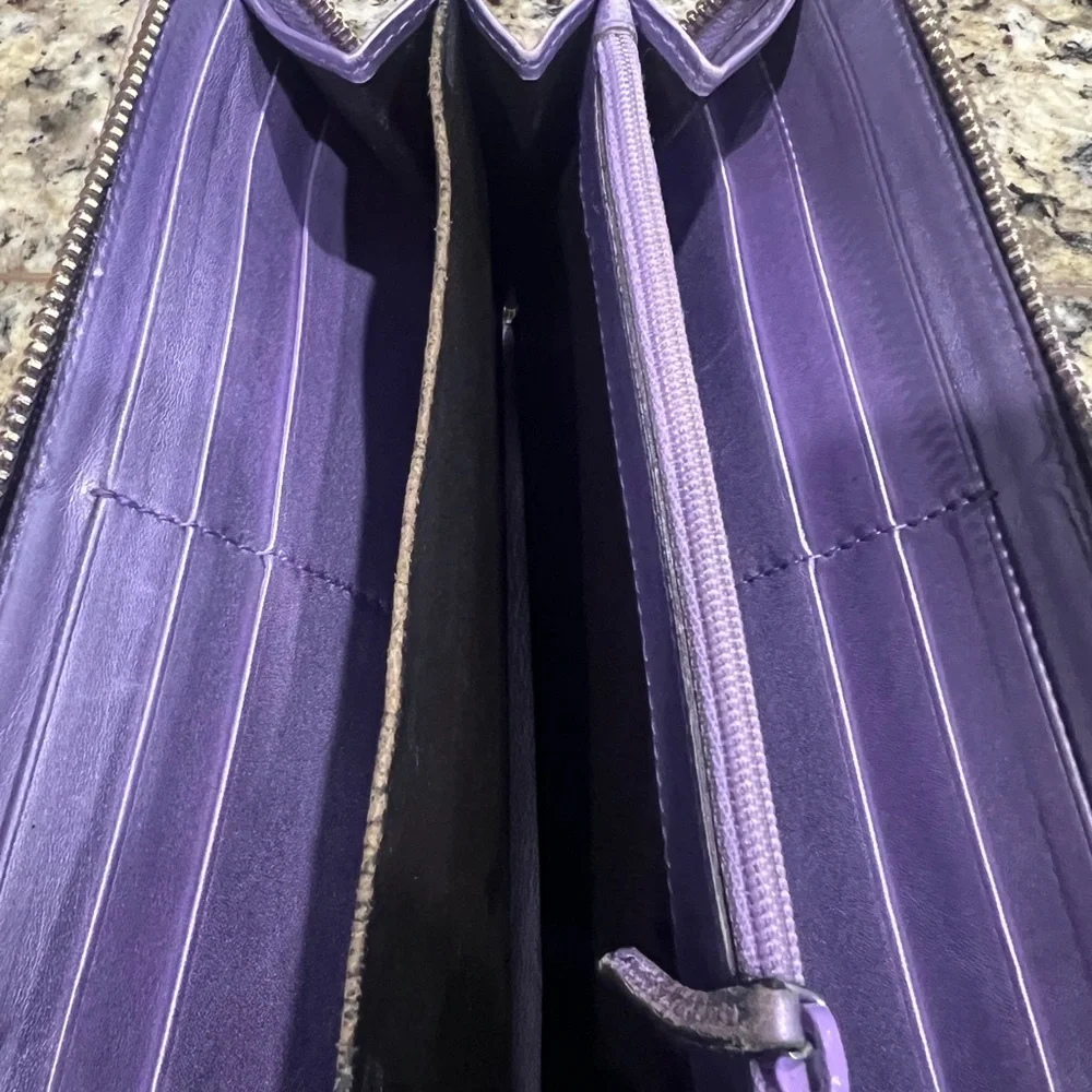 Gucci Brown and Purple Monogram Wallet - Picture 9 of 15